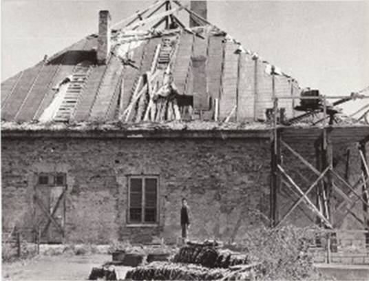 Бічна сторона палацу кн. Любомирських, 1993 р.