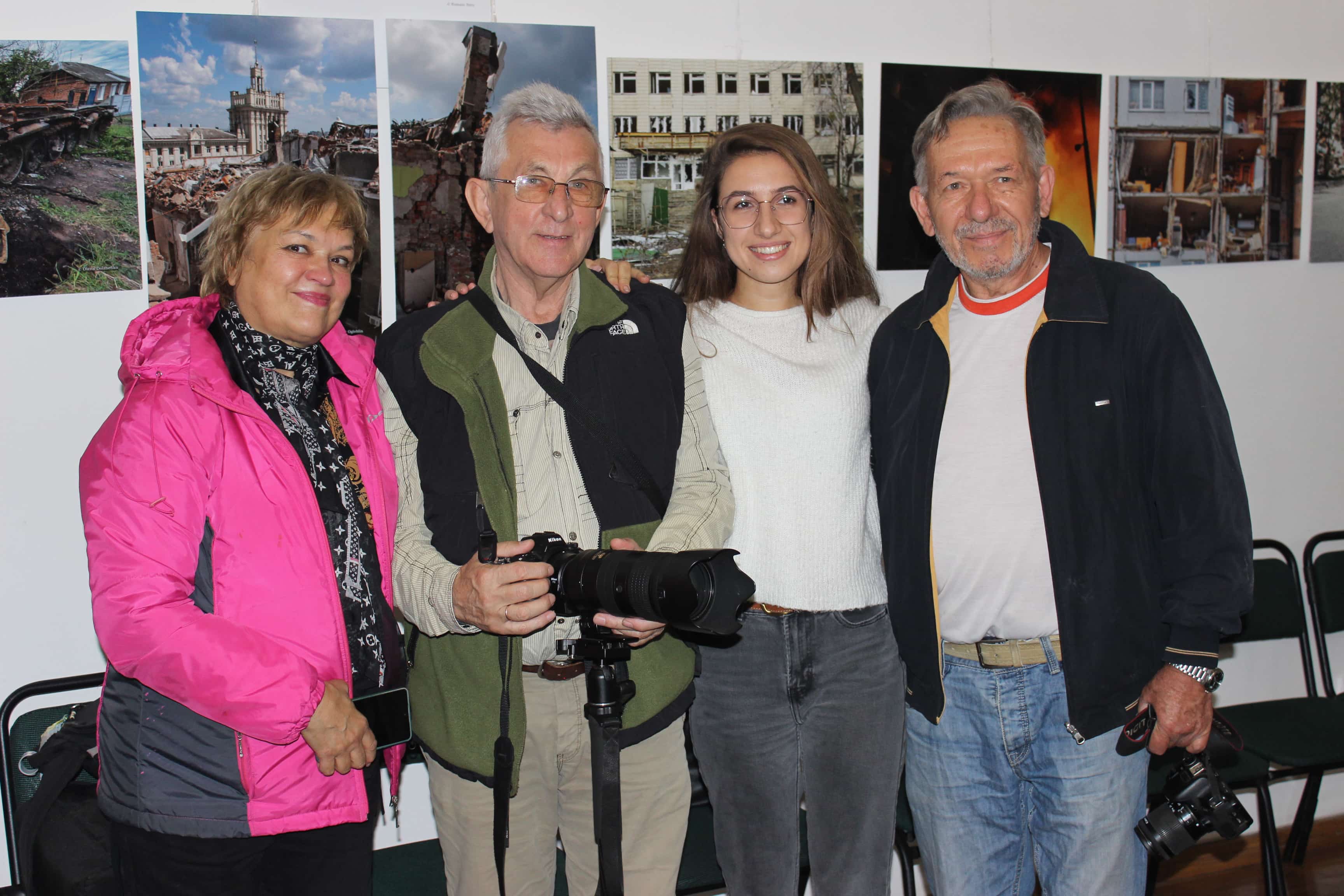 Hope: У замку представлені фотографії, які побачили представники 29 країн. Фото 6
