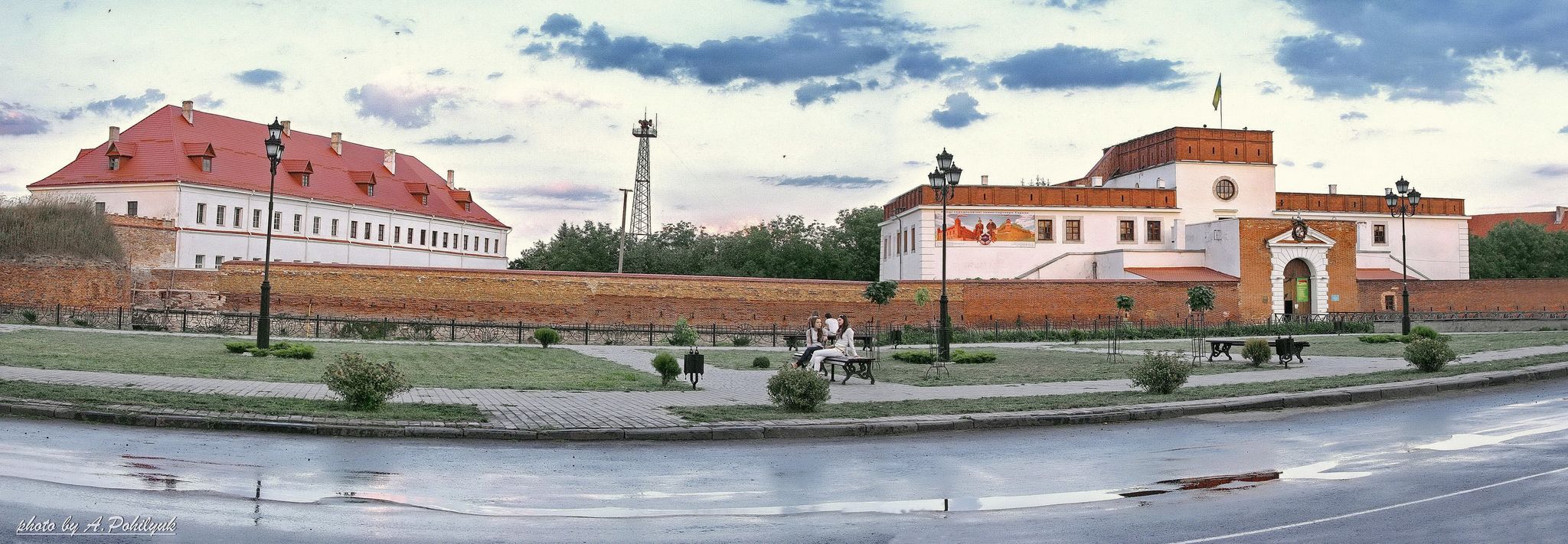 ОНОВЛЕНО  ГРАФІК ОБСЛУГОВУВАННЯ ВІДВІДУВАЧІВ ДУБЕНСЬКОГО ЗАМКУ !