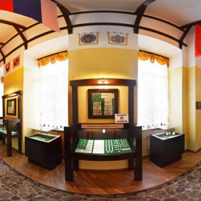 Карбована історія